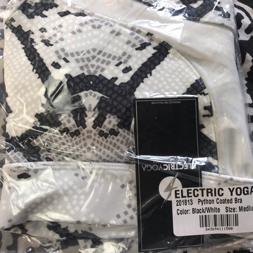 Electric Yoga Python Workout Set - image 5